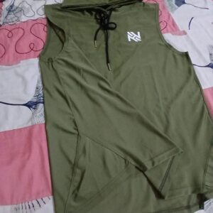 Sleeveless Hoody